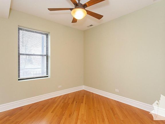 5th image of 4840 N Ashland Ave #Two
