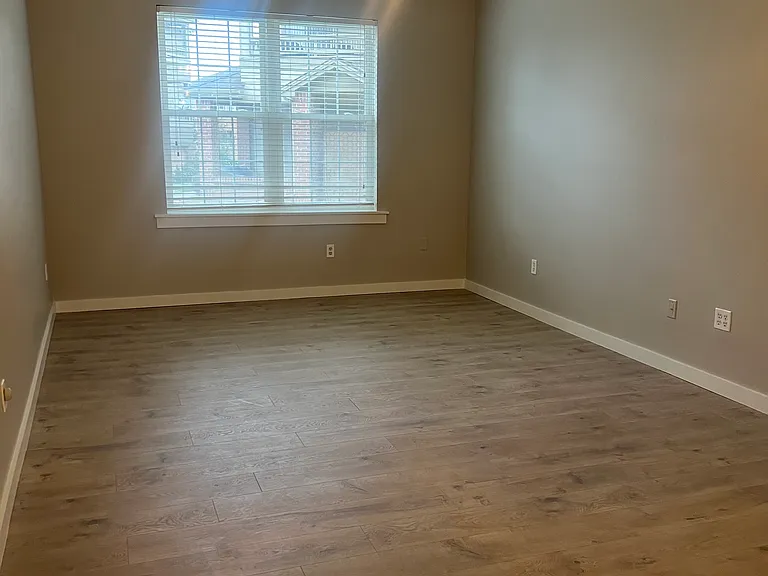 12912 Ironstone Way #101 — Photo 4