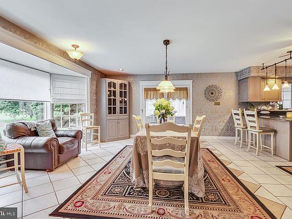 4th image of 11842 Indian Ln