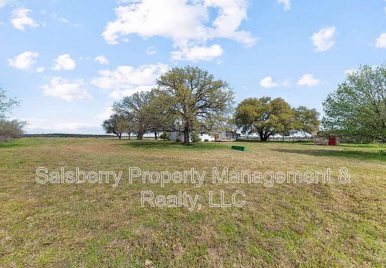 3137 S FM 200 — Photo 22