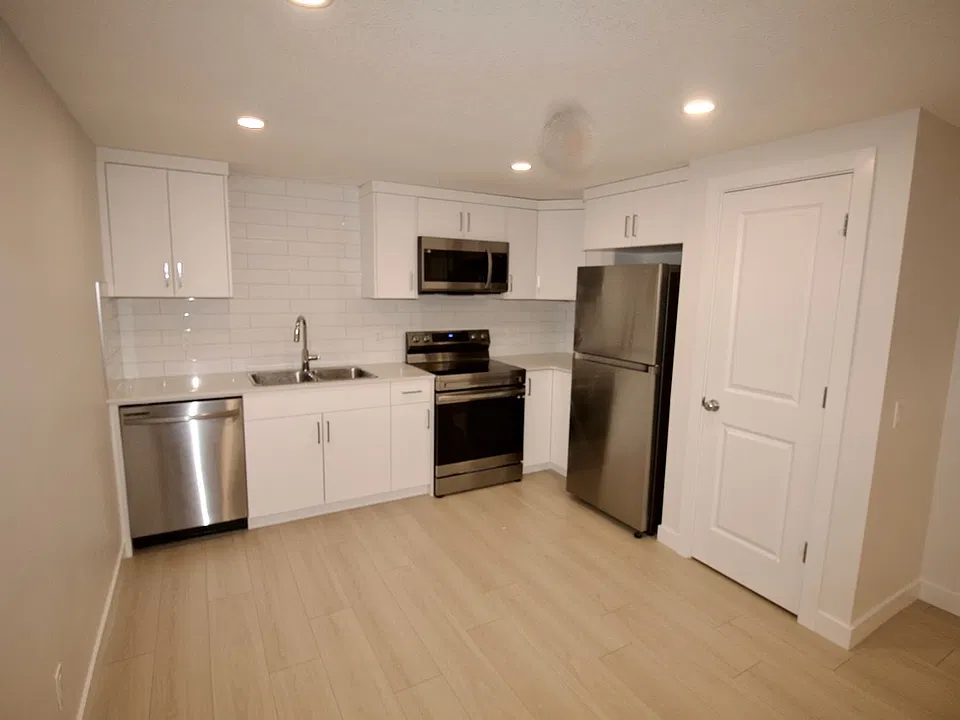 2892 Coughlan Grn SW #BASEMENT