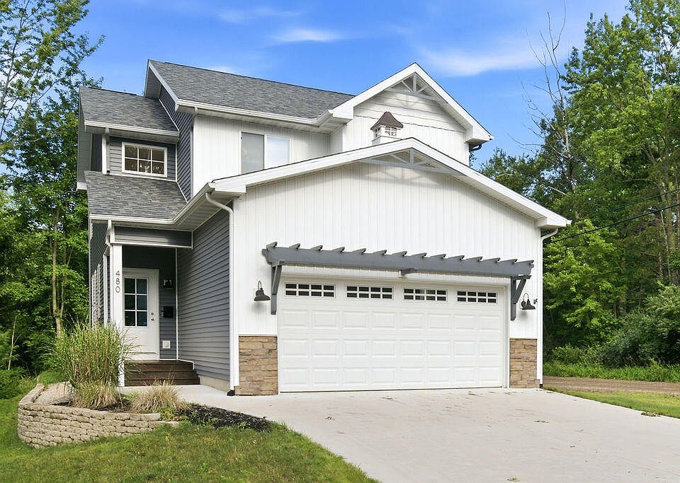 1st image of 480 McMullan Way