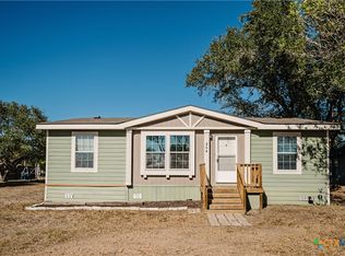 204 W Texas St, Cuero, TX 77954