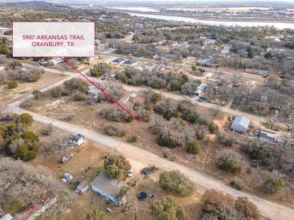 5907 Arkansas Trl, Granbury, TX 76048