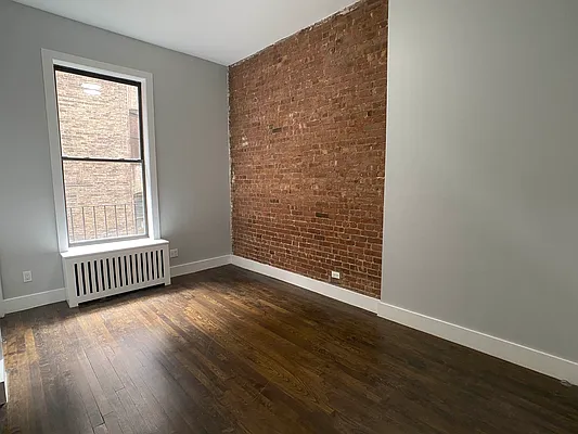 Rented by Tourma Realty LLC | media 27