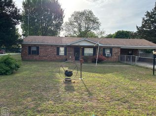 17133 Liles Ln, Trumann, AR 72472