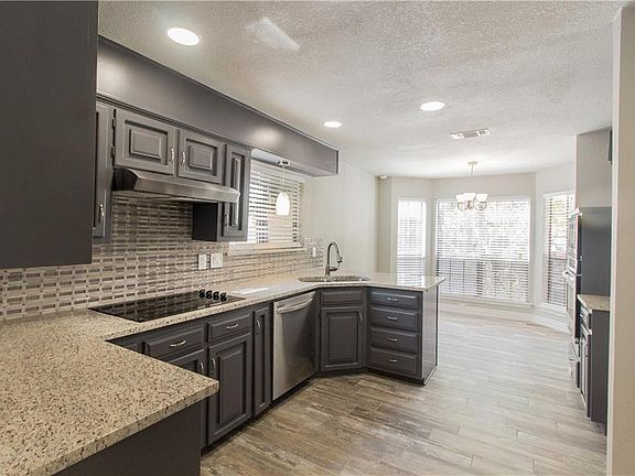 3rd image of 3104 Becky Ct