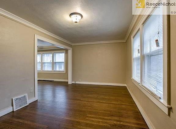 5th image of 6617 Tracy Ave