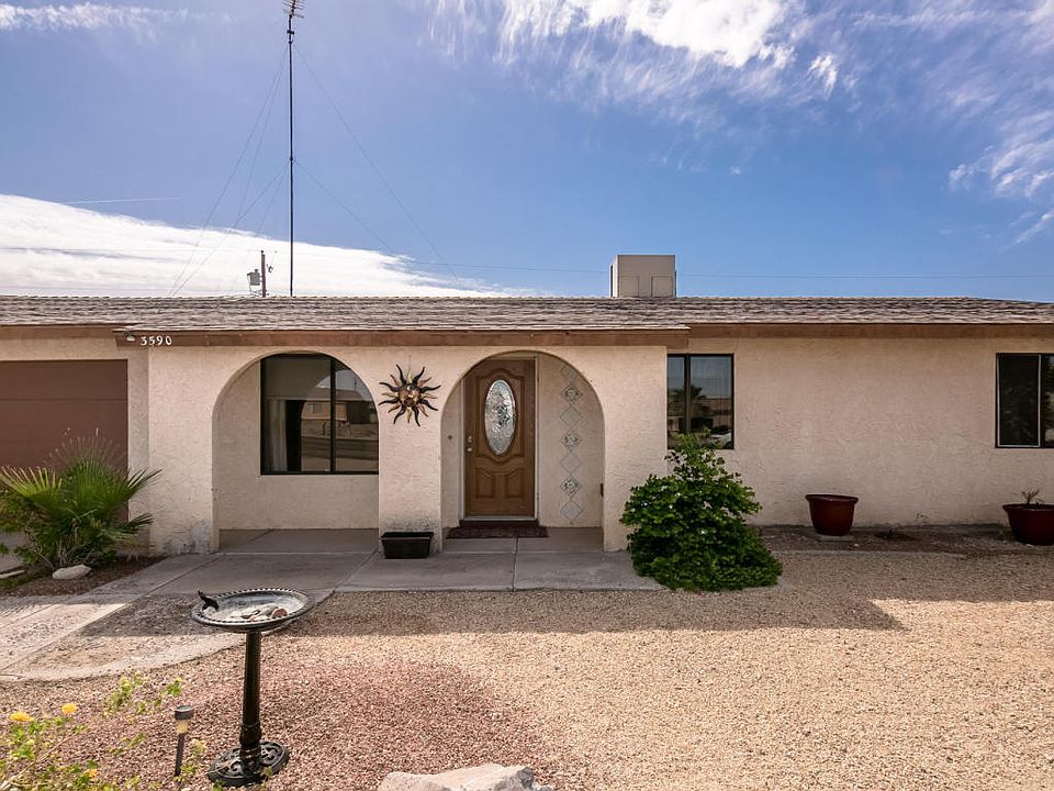 2nd image of 3590 Chemehuevi Blvd