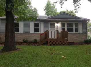 311 Roselawn Ave, Fairview Heights, IL 62208