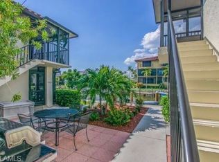1381 Chesapeake Ave, Naples, FL 34102