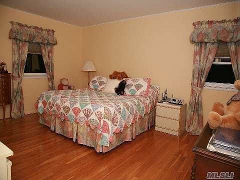 5th image of 15 Lindsay St