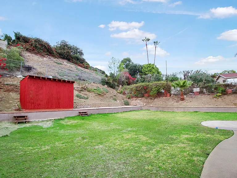 24059 Willow Creek Rd — Photo 23