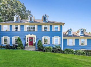 156 Meadows End Rd, Monroe, CT 06468