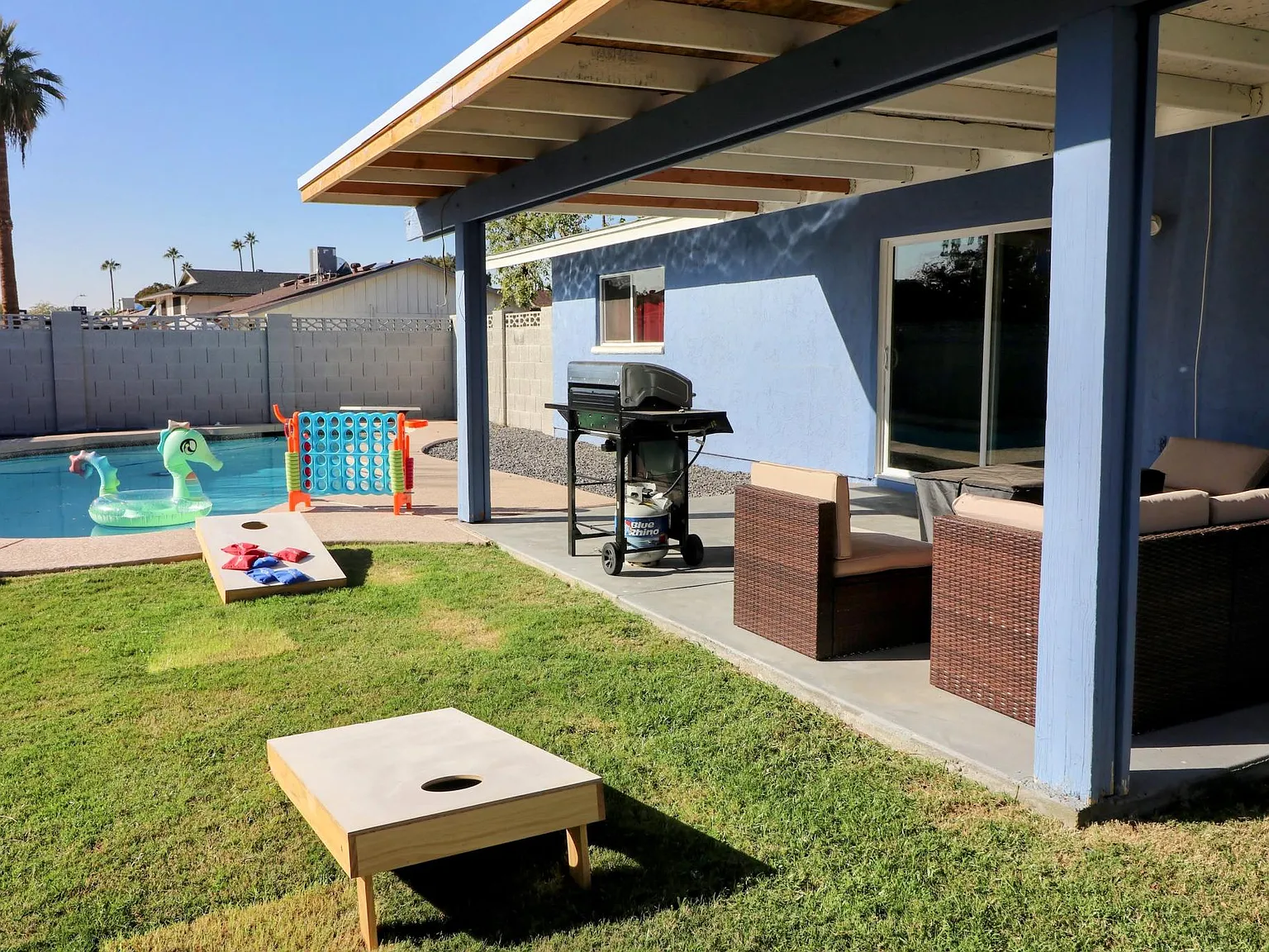3 bed, 1852 sqft, $3,650 — Photo 2