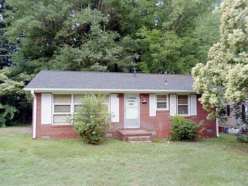 1st image of 416 Belvedere Cir