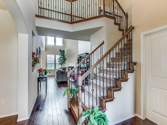 4th image of 5711 Colchester Dr