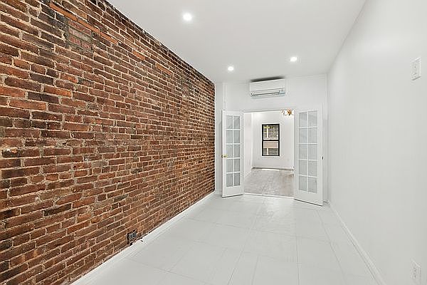 1st image of 239 W 26th St APT 4E