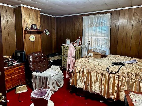 3rd image of 406 Pine St