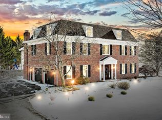 1020 Wetherburn Dr, York, PA 17404