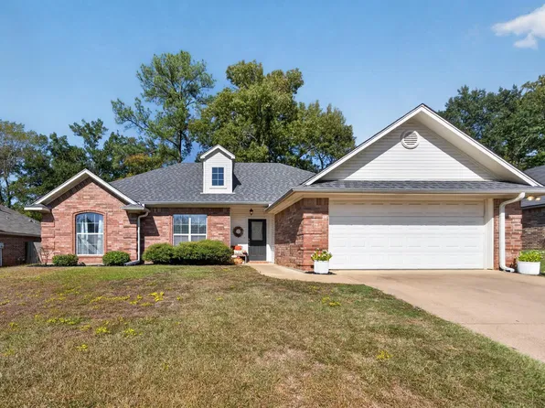 1629 Crockett Dr, Tyler, TX 75701