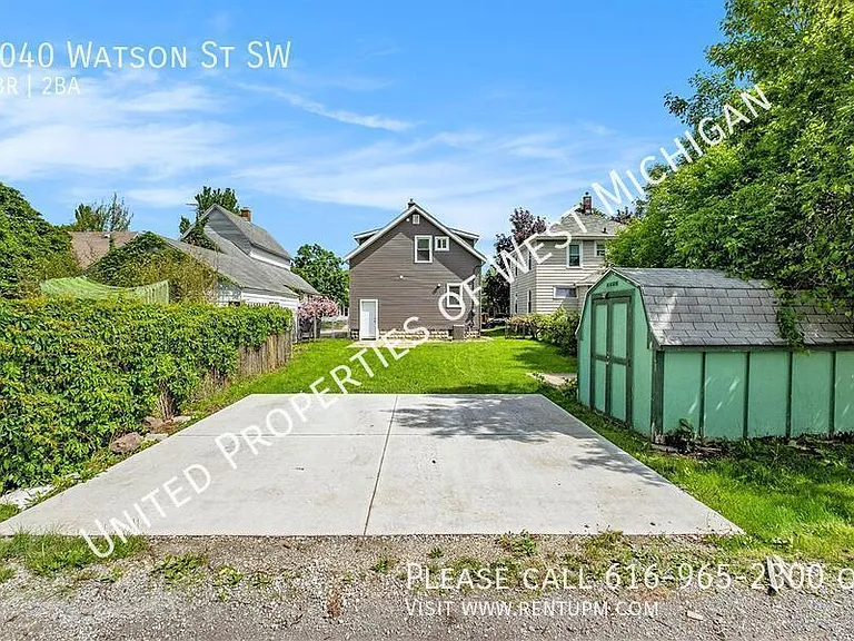 1040 Watson St SW — Photo 23
