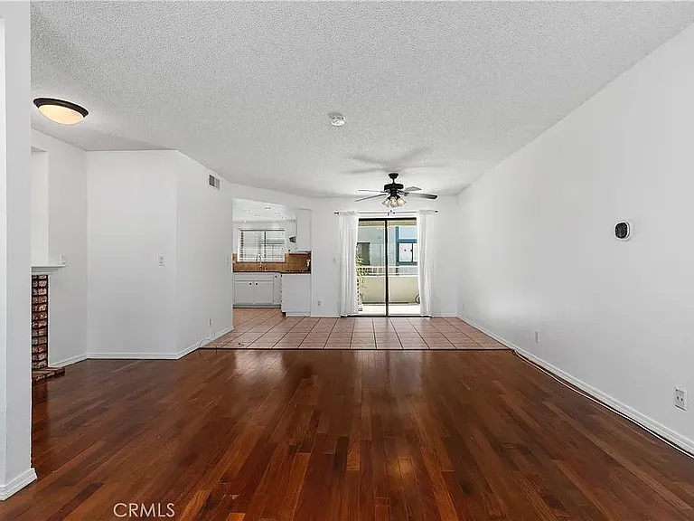 3876 Howard Ave #7 — Photo 2