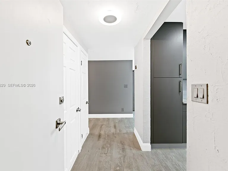 3700 Galt Ocean Dr #910 — Photo 8