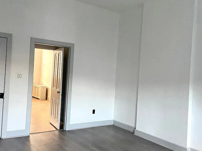 417 Wyandotte St #2 — Photo 2