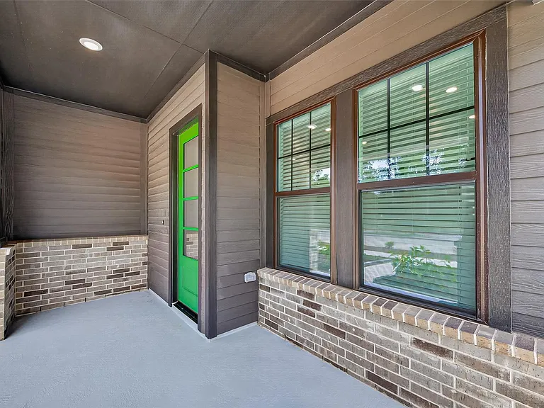 7802 Longhorn Ballroom — Photo 4