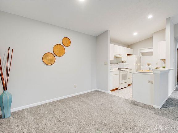 4th image of 1310 Hollow Run APT 9