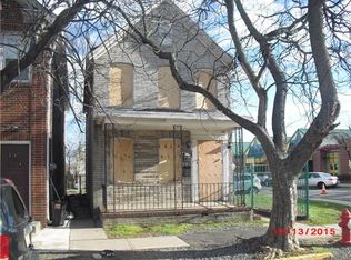 582 Charles St, Perth Amboy, NJ 08861
