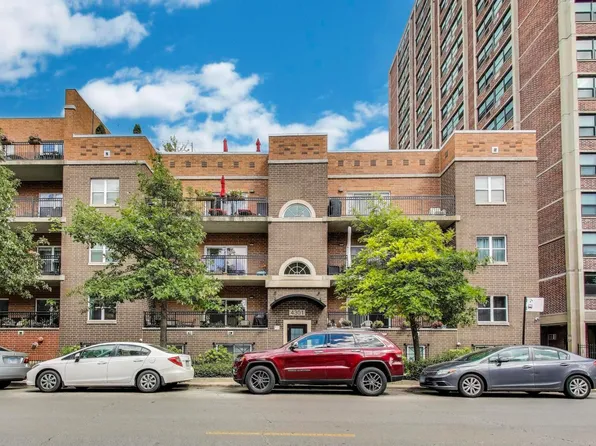 4301 N Sheridan Rd APT 202, Chicago, IL 60613