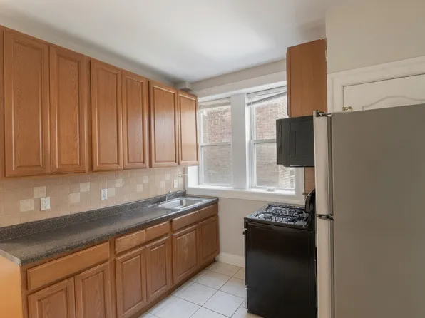 (undisclosed Address), West New York, NJ 07093