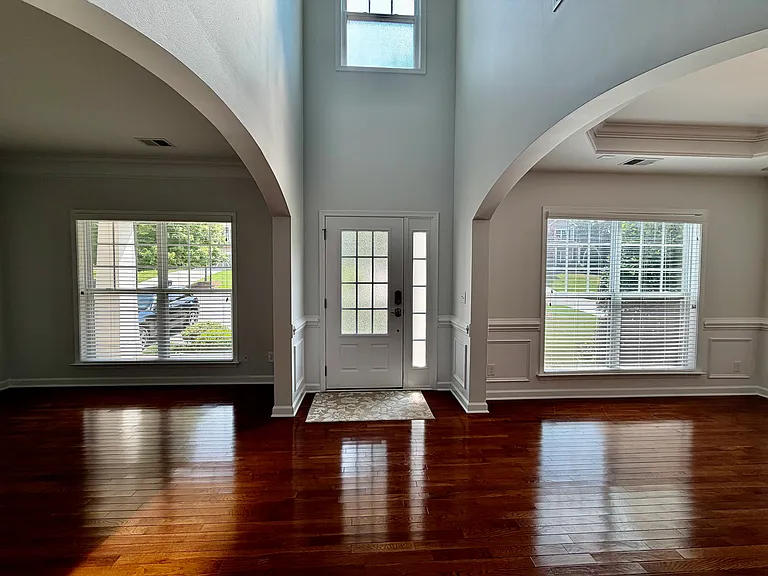 9416 Segundo Ln — Photo 5