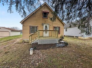 613 N Raccoon Rd, Youngstown, OH 44515