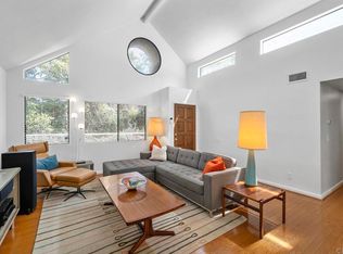 371 N Melrose Dr UNIT F, Vista, CA 92083