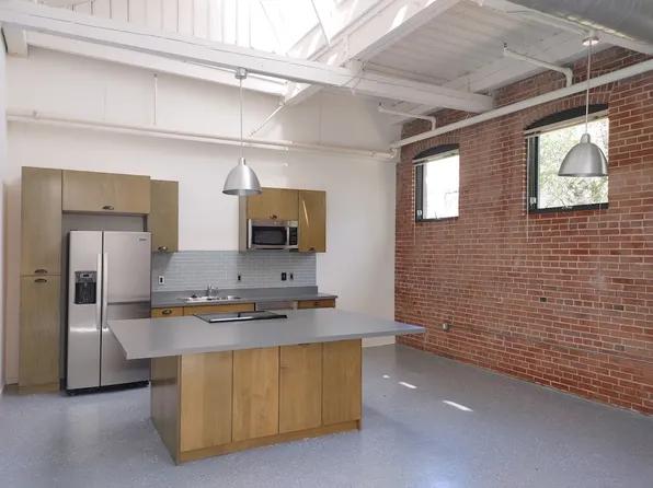 Helix Realty- The Original SOHO LOFTS, 5345 Enright Ave #200, Saint Louis, MO 63112