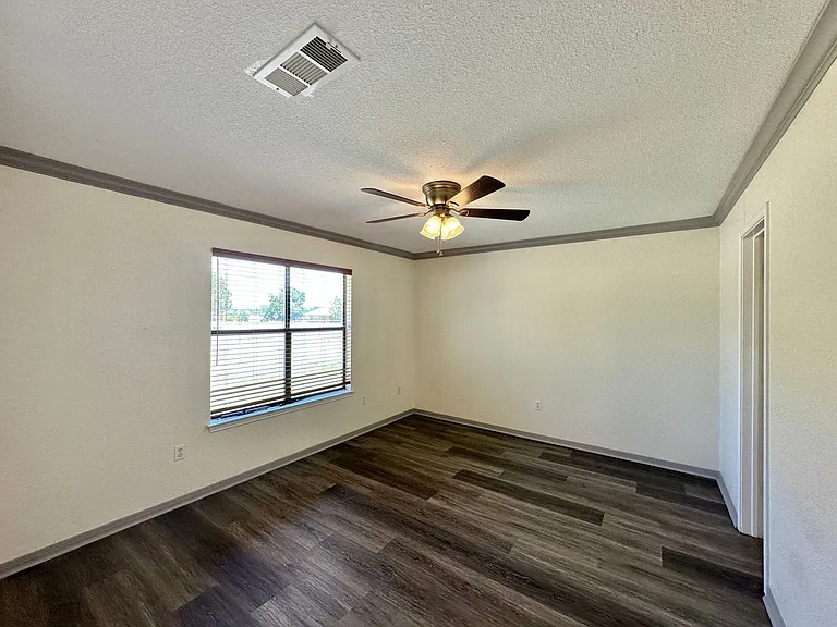 108 Meadow Lake Ln — Photo 12