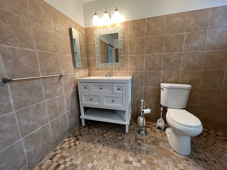 1414 Sweetbriar Cir — Photo 28