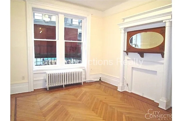 Rented by City Connections Realty | media 17