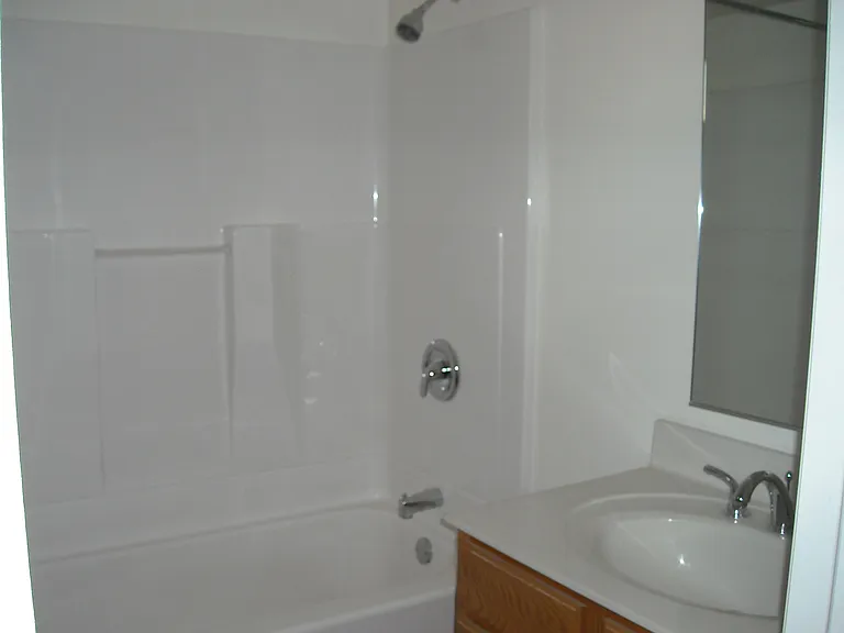 349 Cokeland S — Photo 7