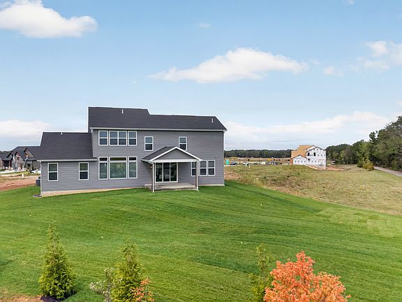 Turnberry Back Exterior