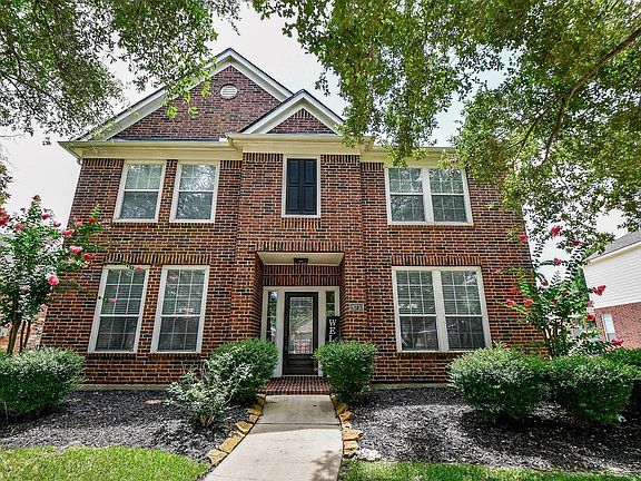 2nd image of 26710 Abbey Springs Ln