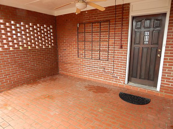5th image of 901 Evergreen Ave