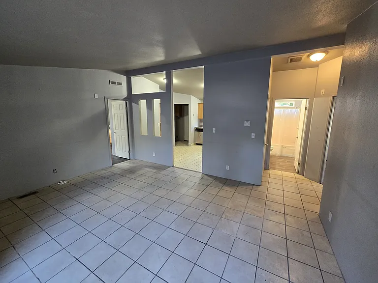 1356 Elm St — Photo 4