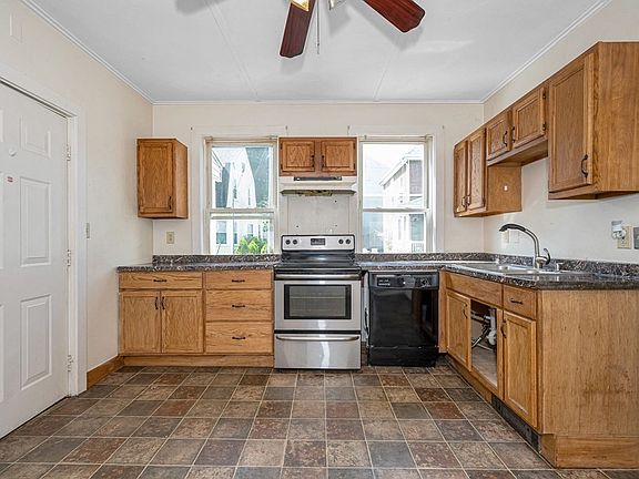 4th image of 2 Four Bryant Ave