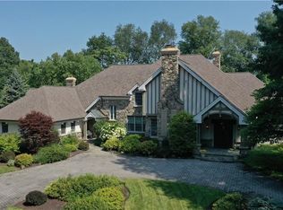 15 N Hinterlands Dr, Rhinebeck, NY 12572