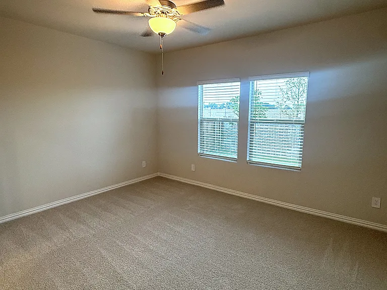1126 Old Stead Dr — Photo 10