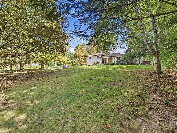 4th image of 205 Sunnyridge Rd